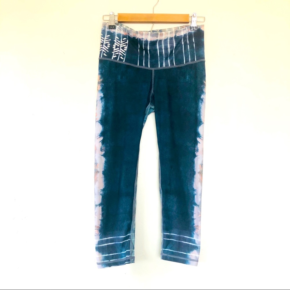 Niyama Sol Cropped Teal Pattern Yoga Pants M